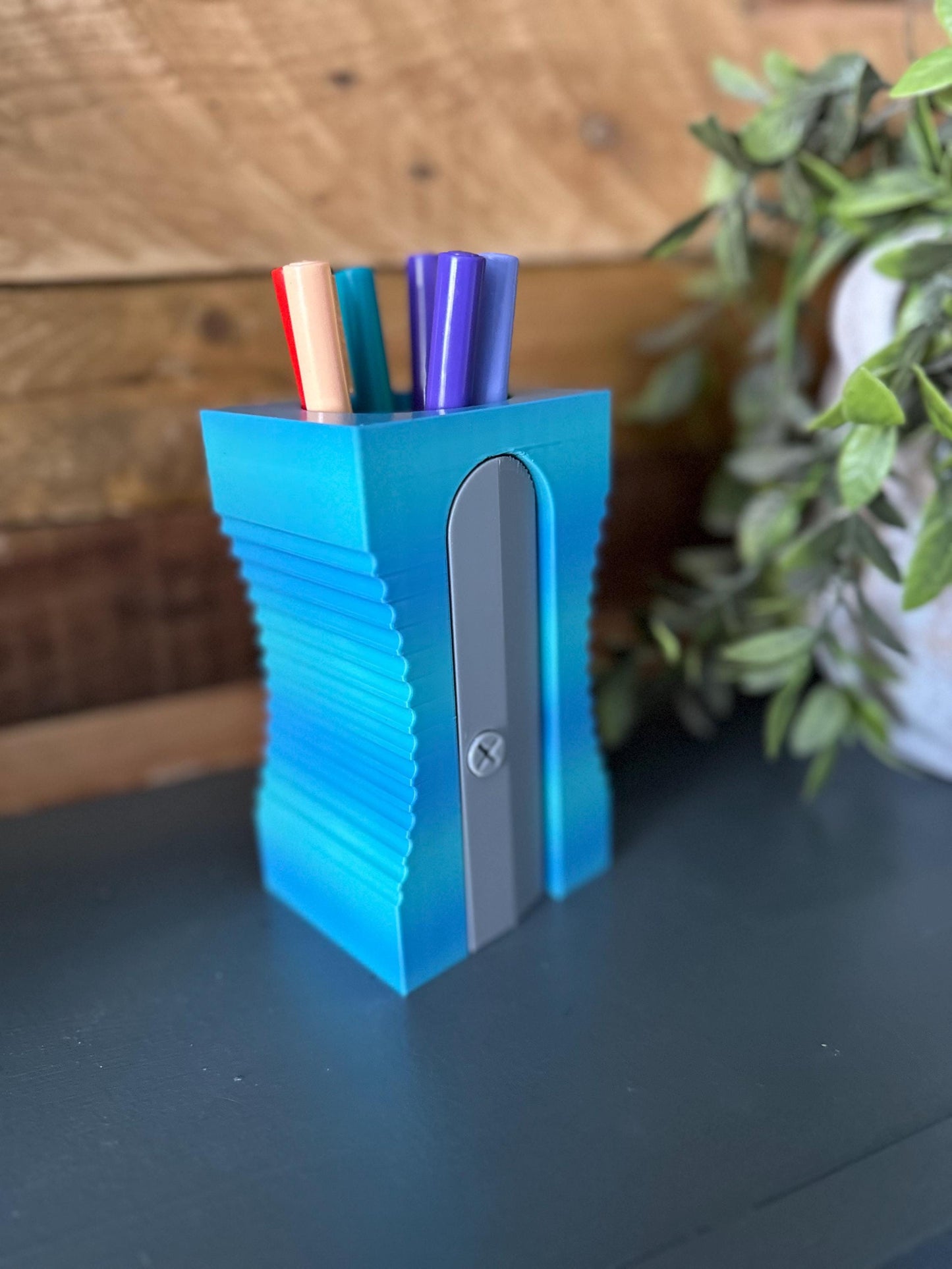 Desk Tidy 3D Printed Pencil Sharpener Holder – Fun Desk Organizer for Kids & Teachers, Unique Stationery Gift
