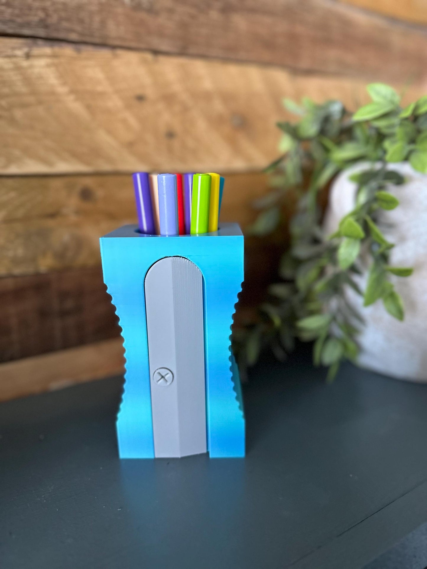 Desk Tidy 3D Printed Pencil Sharpener Holder – Fun Desk Organizer for Kids & Teachers, Unique Stationery Gift