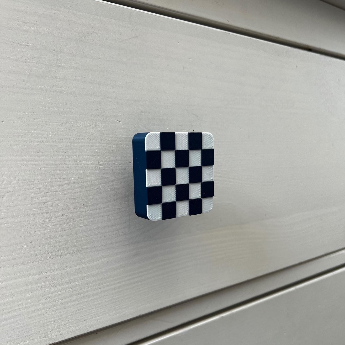 Checkerboard Drawer Knob: 3D Printed Skater Style Cabinet Pull
