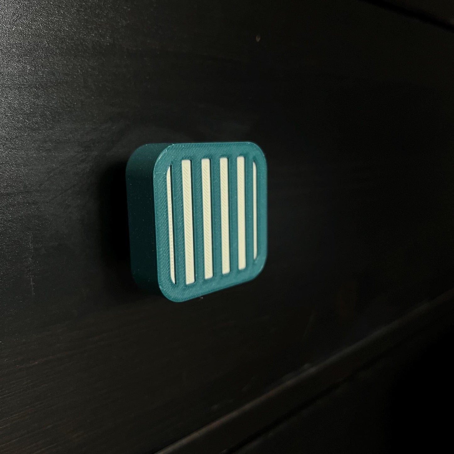 Two-Tone 3D Printed Drawer Pull: Teal & Beige Geometric Cabinet Handle