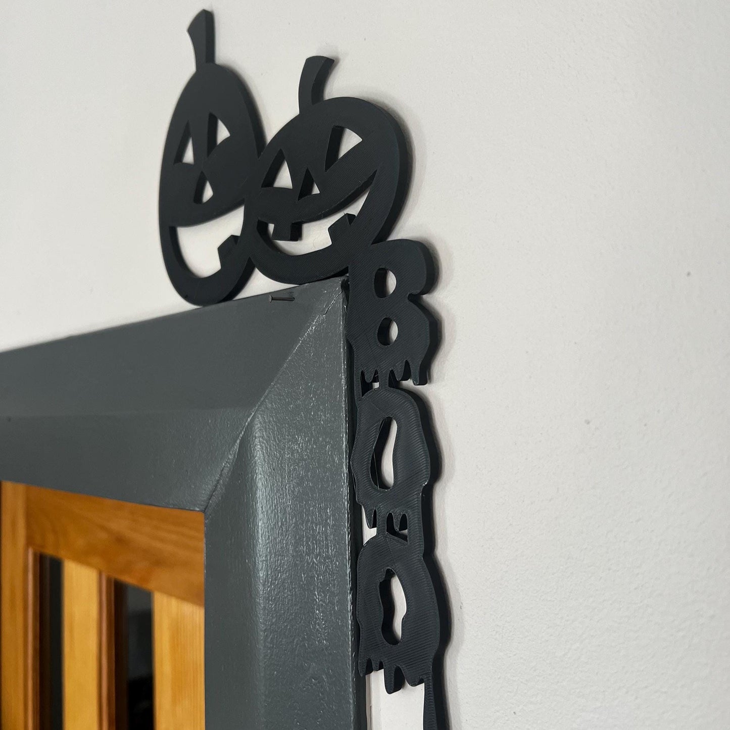 Halloween Door Corner Sign: Dripping BOO, Jack-o'-Lanterns