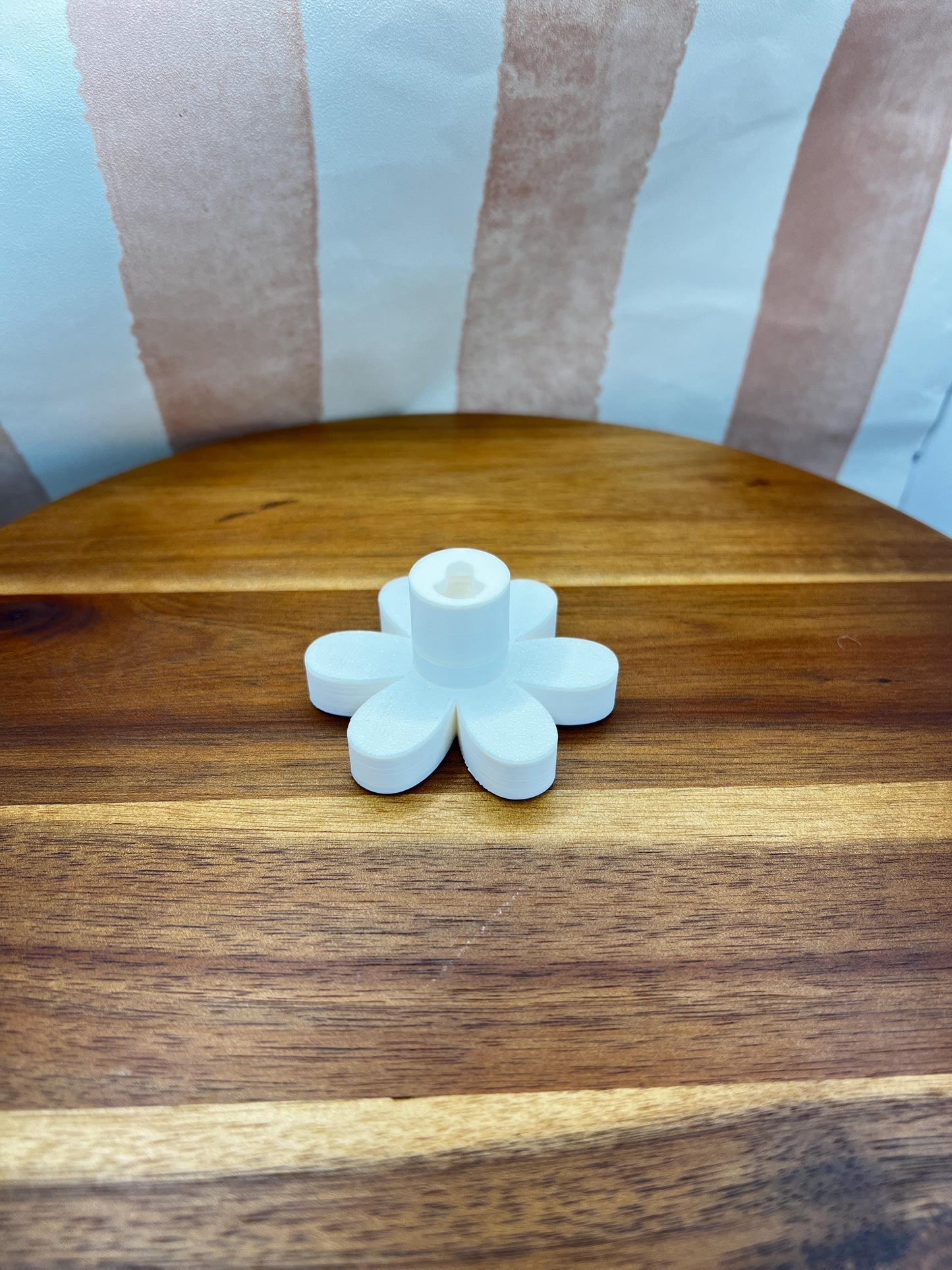 Daisy Flower Wall Hook | Cute Decorative Coat Hook | Kids Room, Nursery, Entryway Storage