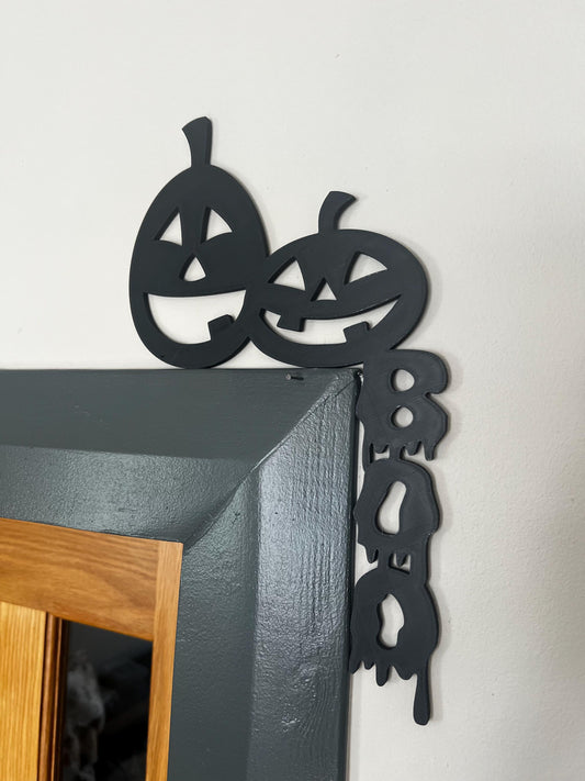 Halloween Door Corner Sign BOO Dripping Letters with Jack-o'-Lanterns Spooky Pumpkin Door Frame Trim Décor