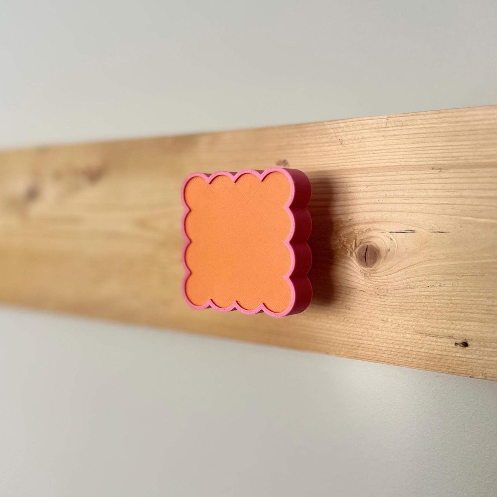 3D Printed Scalloped Wall Hook: Retro Modern Hanger, Orange & Pink